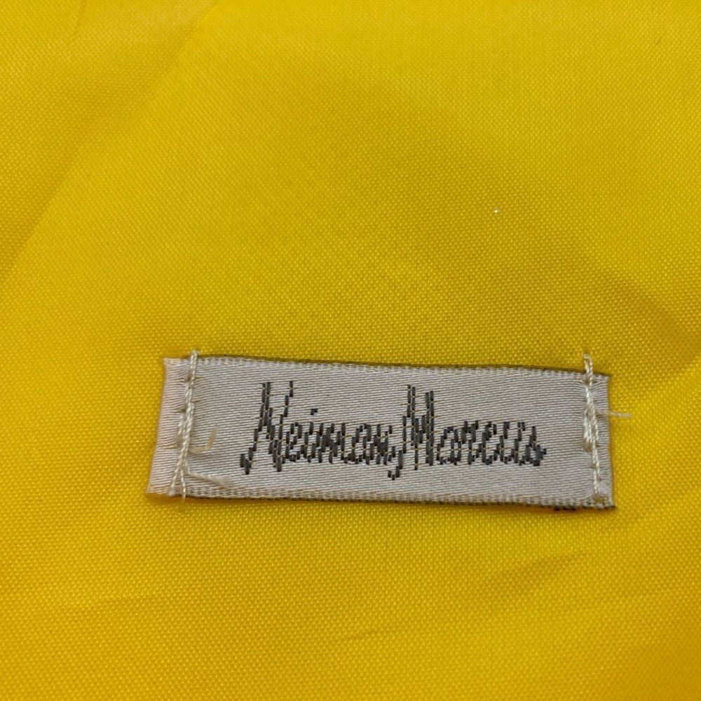 Neiman Marcus Yellow Leather Hand/Shoulder Bag - Picture 10 of 10